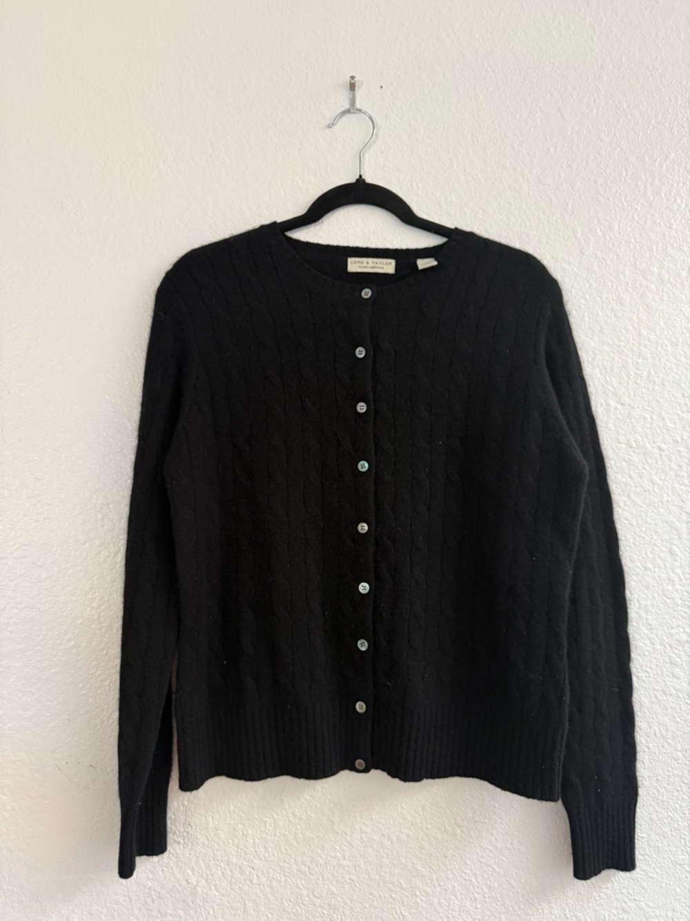 Lord & Taylor 100% Cashmere Cable Knit Cardigan Sz Large - Picture 2 of 3